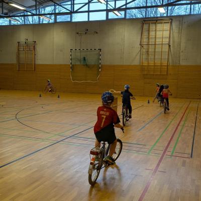 Frühradfahren, März 2025
